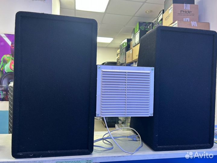 Профессиональный демонстративный стенд Pioneer