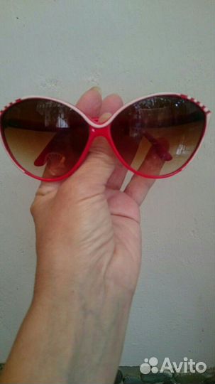 Очки солнцезащитные