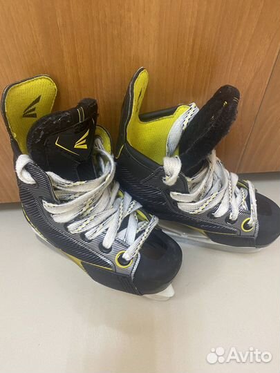 Коньки хоккейные профессиональные