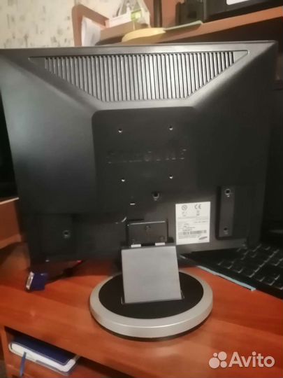 Монитор Samsung syncmaster 930bf