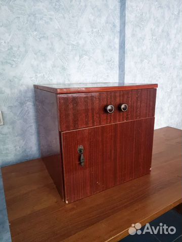 Тумба прикроватная