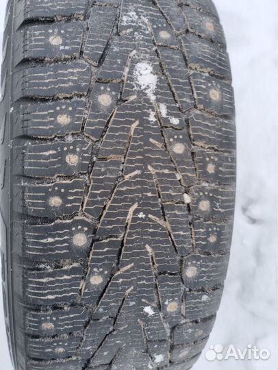 General Tire Exclaim 235/60 R17