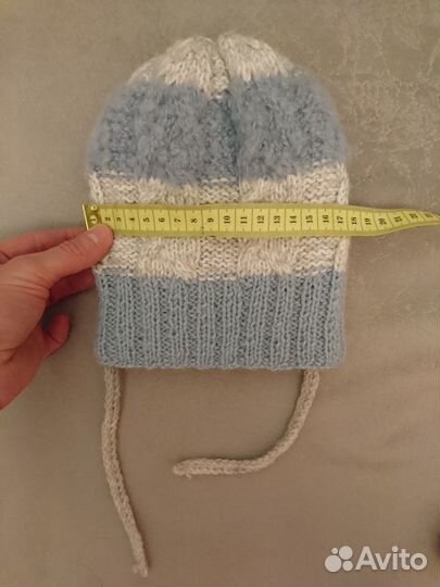 Зимняя шапочка на размер 54-56 р. Ручная работа
