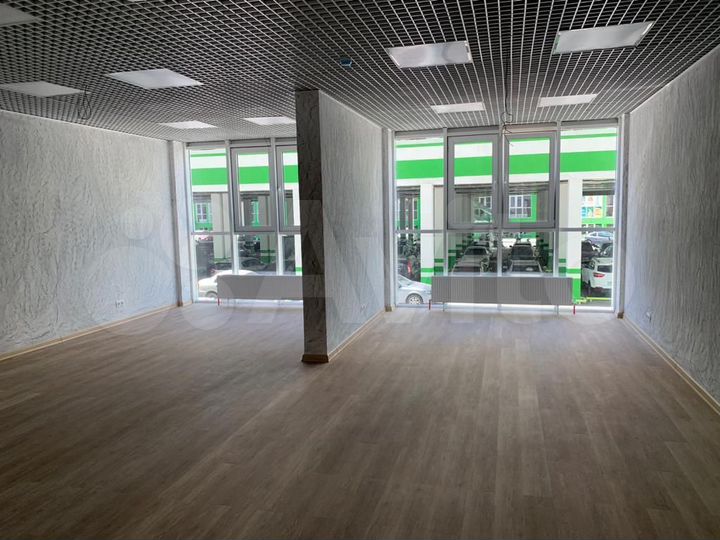 Торговое помещение на Панораме, 127.9 м²