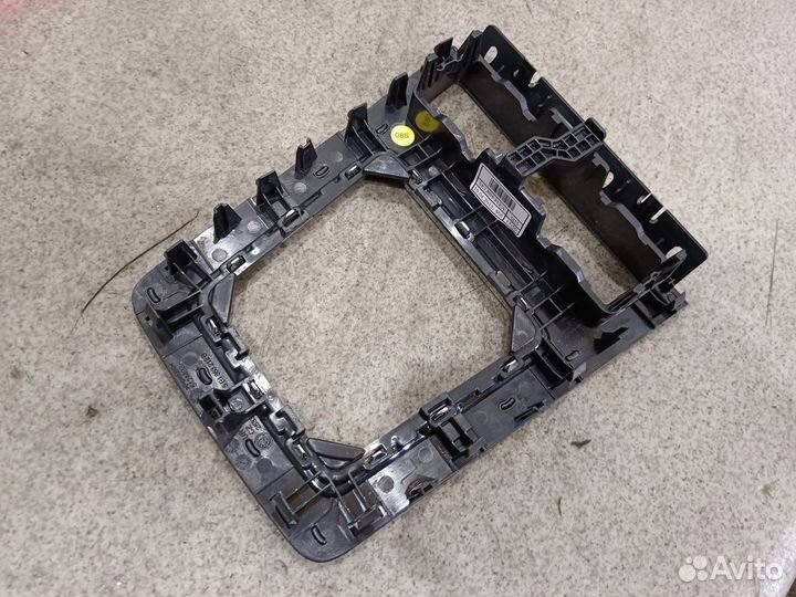 Декоративная накладка МКПП для Skoda Octavia A7