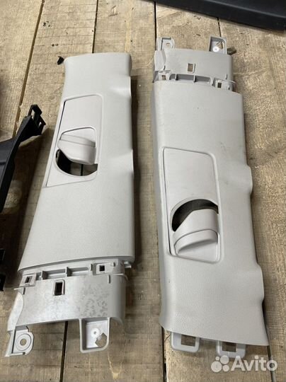 Пластик салона Toyota Land Cruiser Prado 150