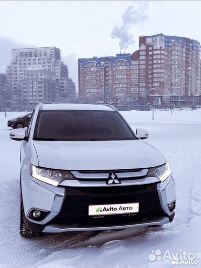 Mitsubishi Outlander 2.4 CVT, 2018, 170 000 км