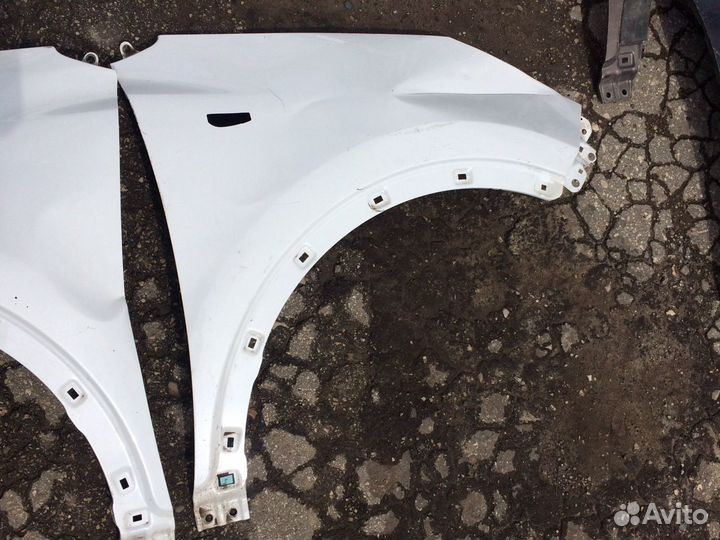 Крыло переднее левое правое Kia Sportage 3
