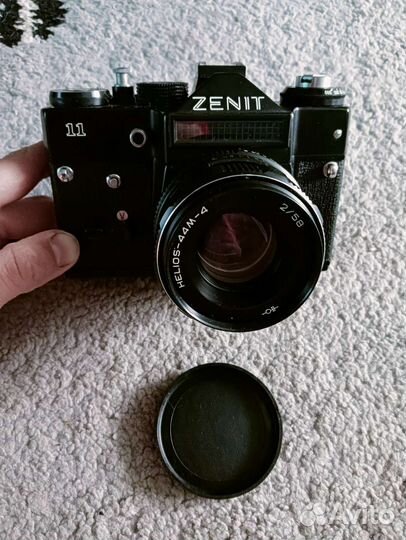 Плёночный фотоаппарат Зенит 11