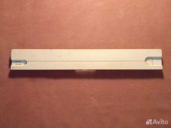 Логарифмическая линейка лсло-250-10П. 1978