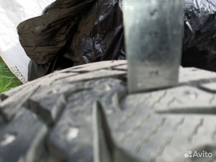 Nokian Tyres Hakkapeliitta 8 SUV 215/65 R16