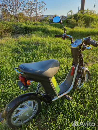 Электроскутер yamaha