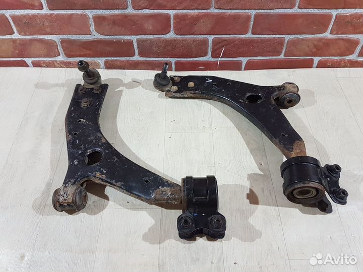 Рычаг передний Ford focus 2