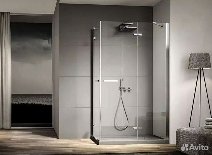 Стеклянная душевая кабина