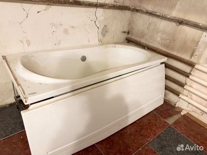 Ванна чугунная