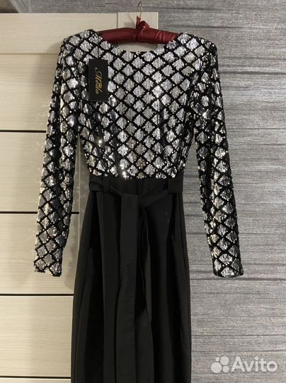 Комбинезон женский вечерний 42 44 новый
