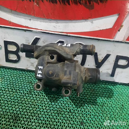 Корпус термостата Ford focus 1