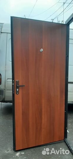 Дверь входная железная бу