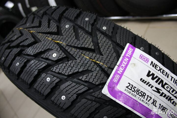 Nexen Winguard WinSpike WS62 235/65 R17 108T