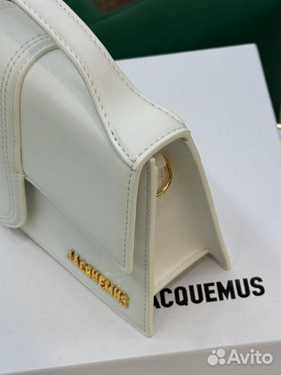 Сумка Jacquemus Le Grand Bambino