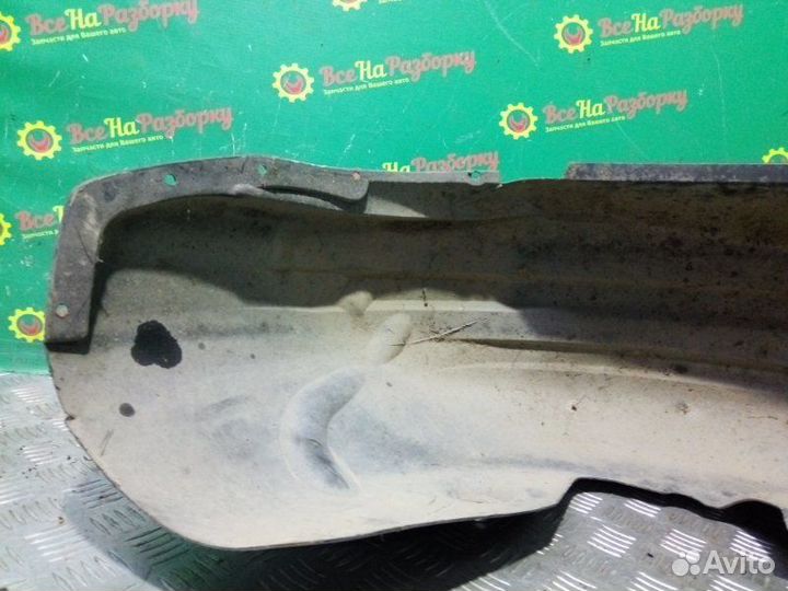 Подкрылок передний правый Volvo S60 седан 2.8 2000