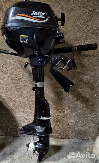 Лодочный мотор