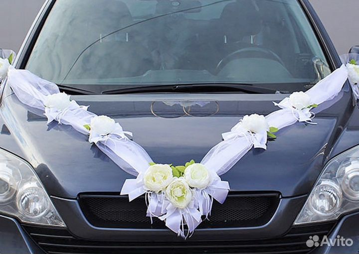 Украшение на машину для свадьбы цветы