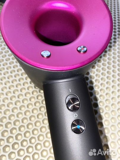 Фен Dyson Supersonic HD08 6 магнитных насадок