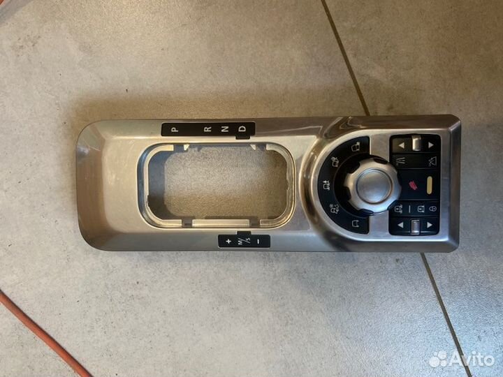 Блок кнопок настройки подвески Land Rover Range