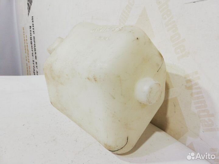 Бачок омывателя LADA Granta 1 2190 до рестайлинг