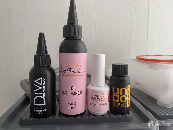 База Diva, база Уно, топ Луи Филипп