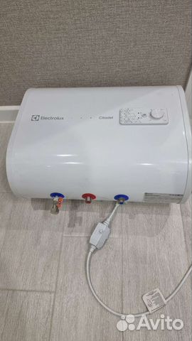 Водонагреватель Electrolux EWH 30 Citadel H