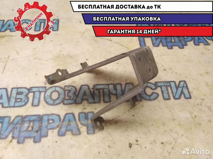 Кронштейн подлокотника Lifan X50 2016 Отличное состояние