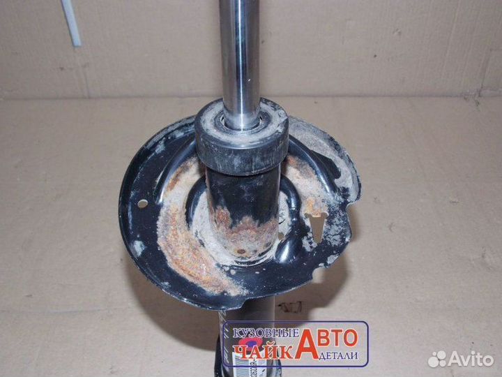 Амортизатор передний Renault Logan 2 2014