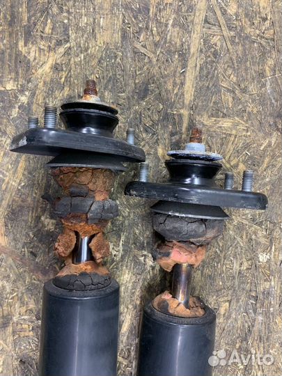 Амортизатор задний BMW E83