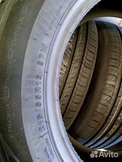 Tracmax X-Privilo TX5 215/55 R16