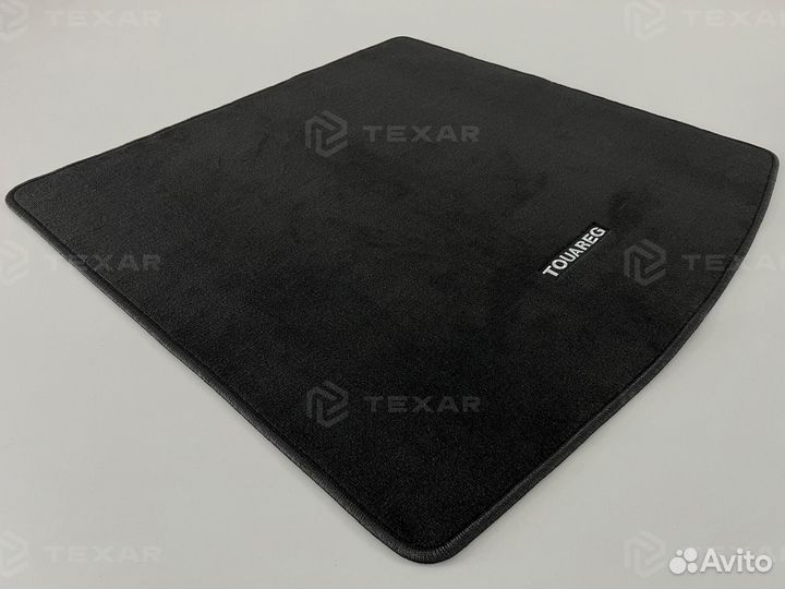 Коврик в багажник на Volkswagen Touareg 3