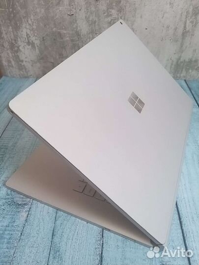 Microsoft Surface Book 2 (i7-8650/16gb/1060/4K)