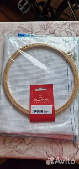 Пяльца и канва