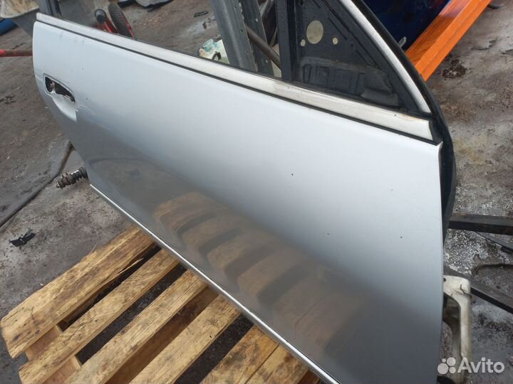 Дверь передняя правая Mitsubishi Galant EA 8 Галан