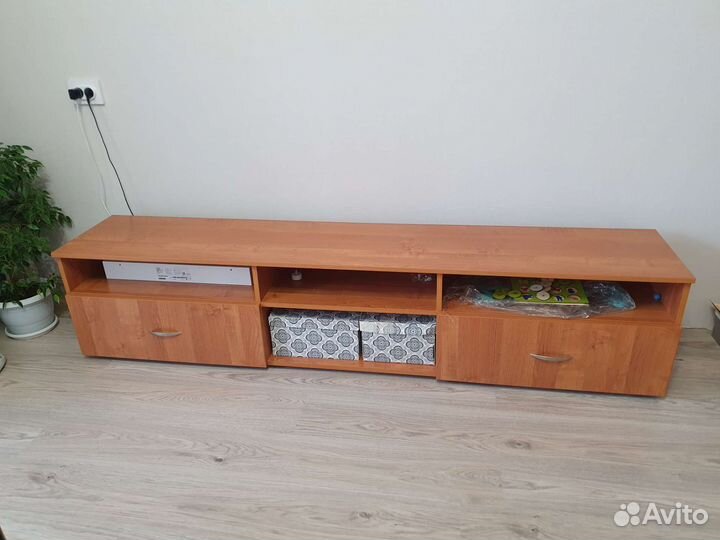 Полка напольная под телевизор