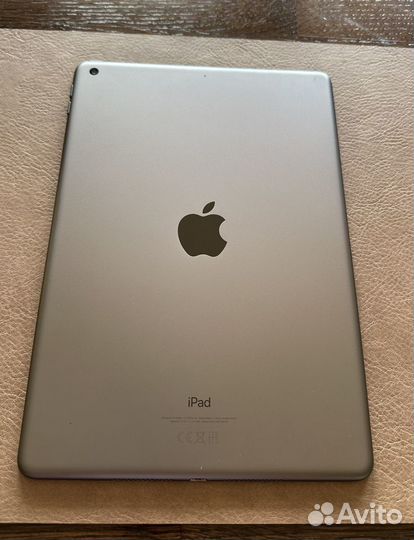 iPad 10.2, 128GB Wi-Fi