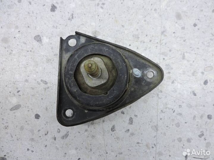 Опора двигателя правая Kia Cerato TD 2009-2013