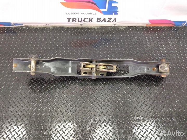 Кронштейн задних амортизаторов кабины