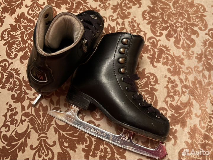 Фигурные коньки wifa 28