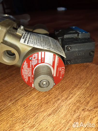 Vickers DG5S4 масло минеральное