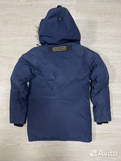 Пуховик canada goose