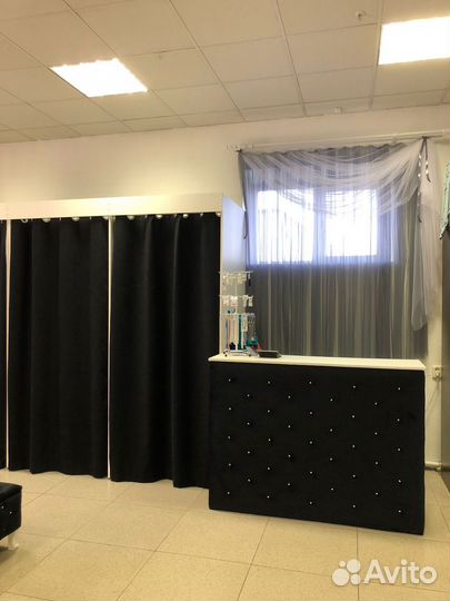 Стойка ресепшн (в вашем цвете)