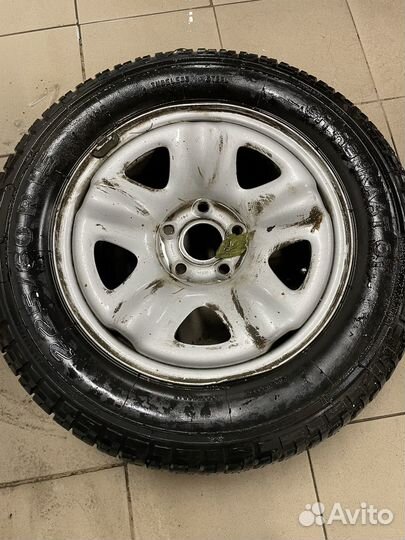 CR-Renkaat Oy 8ZQ 225/60 R15