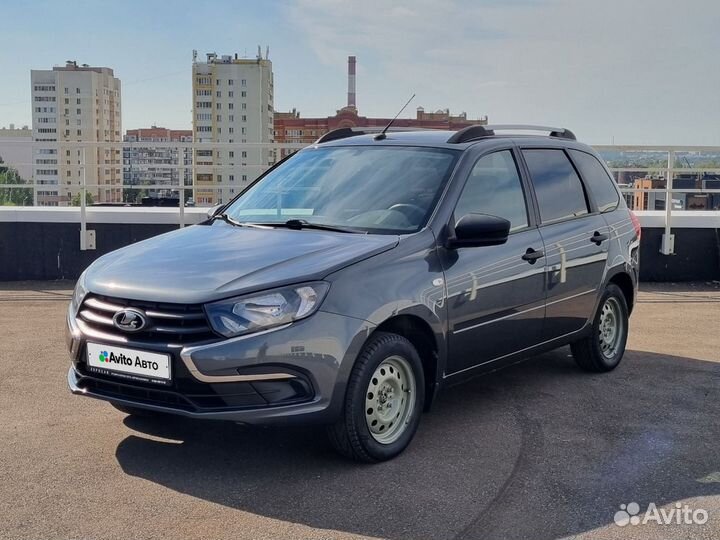LADA Granta 1.6 МТ, 2019, 52 739 км